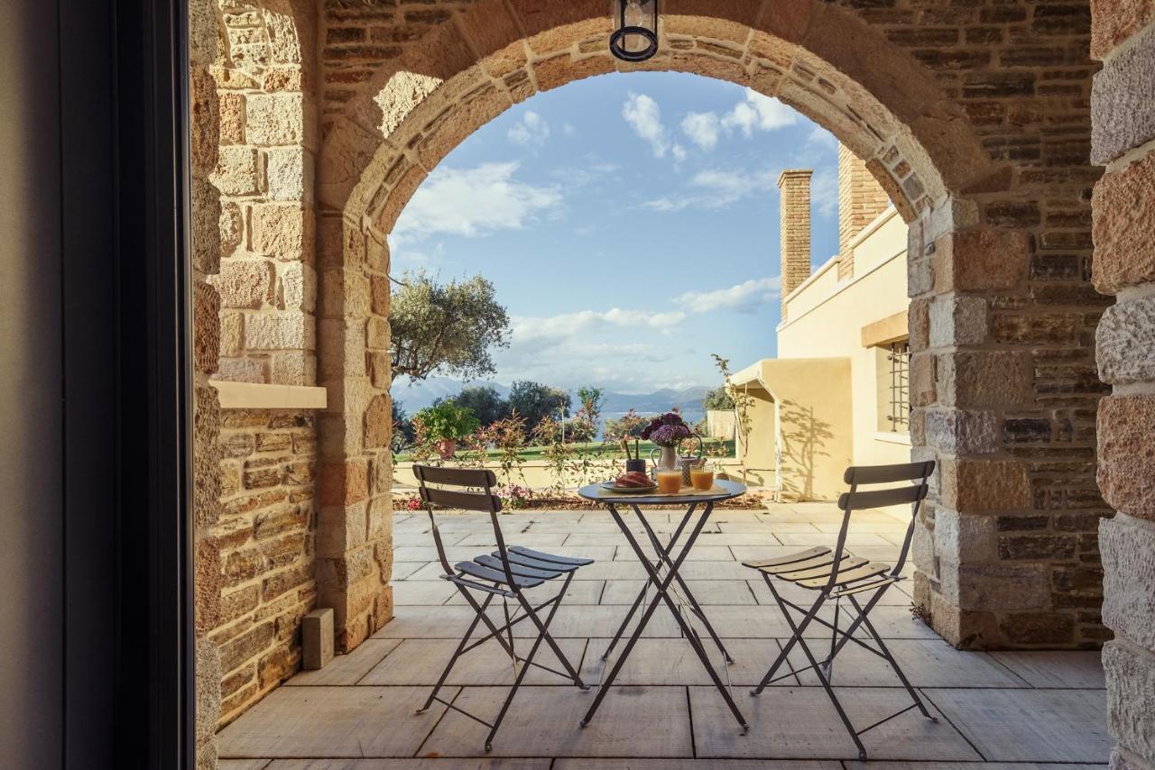 Villa Kalamos / Sea View And Pool Nearby Athens Εξωτερικό φωτογραφία