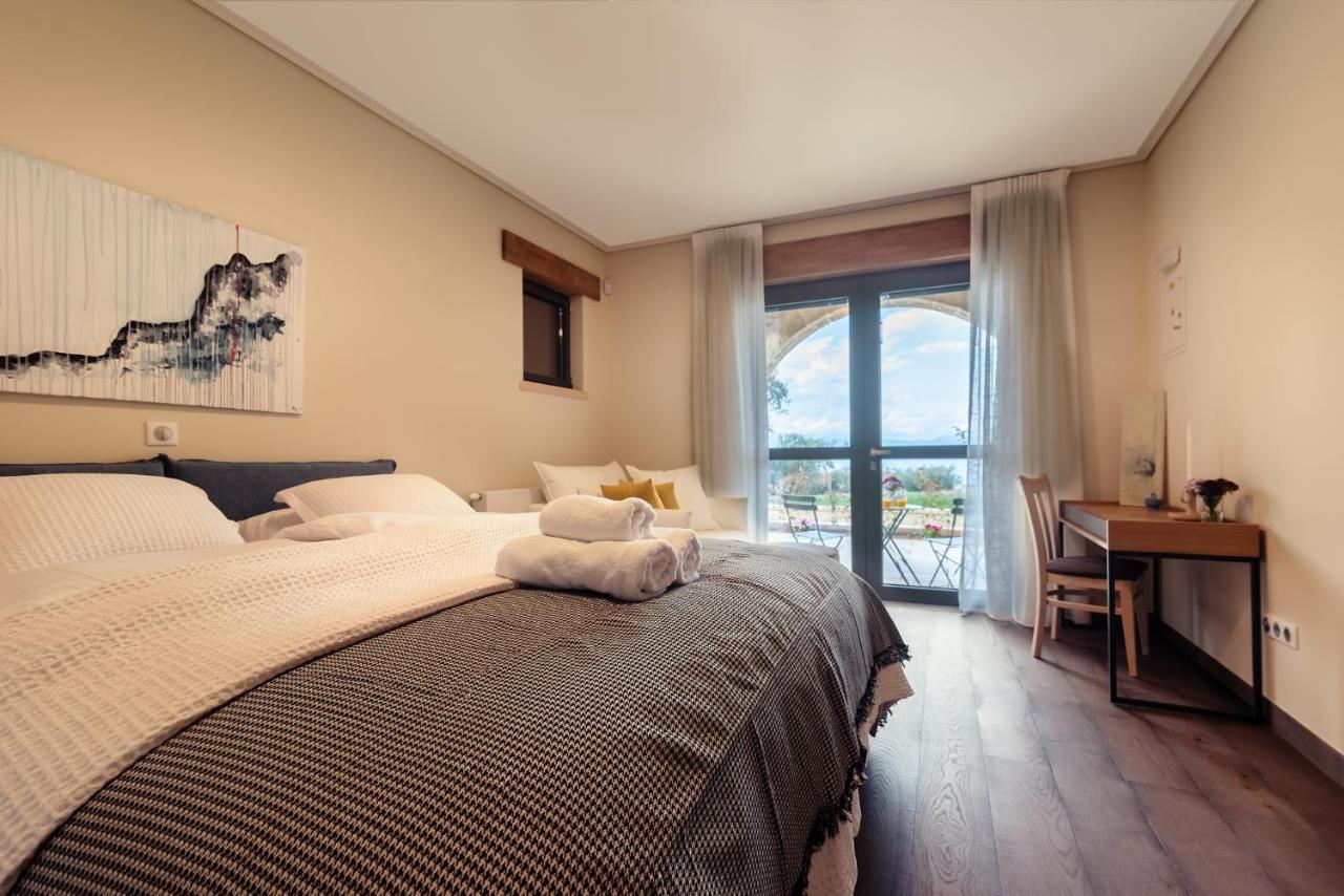 Villa Kalamos / Sea View And Pool Nearby Athens Εξωτερικό φωτογραφία