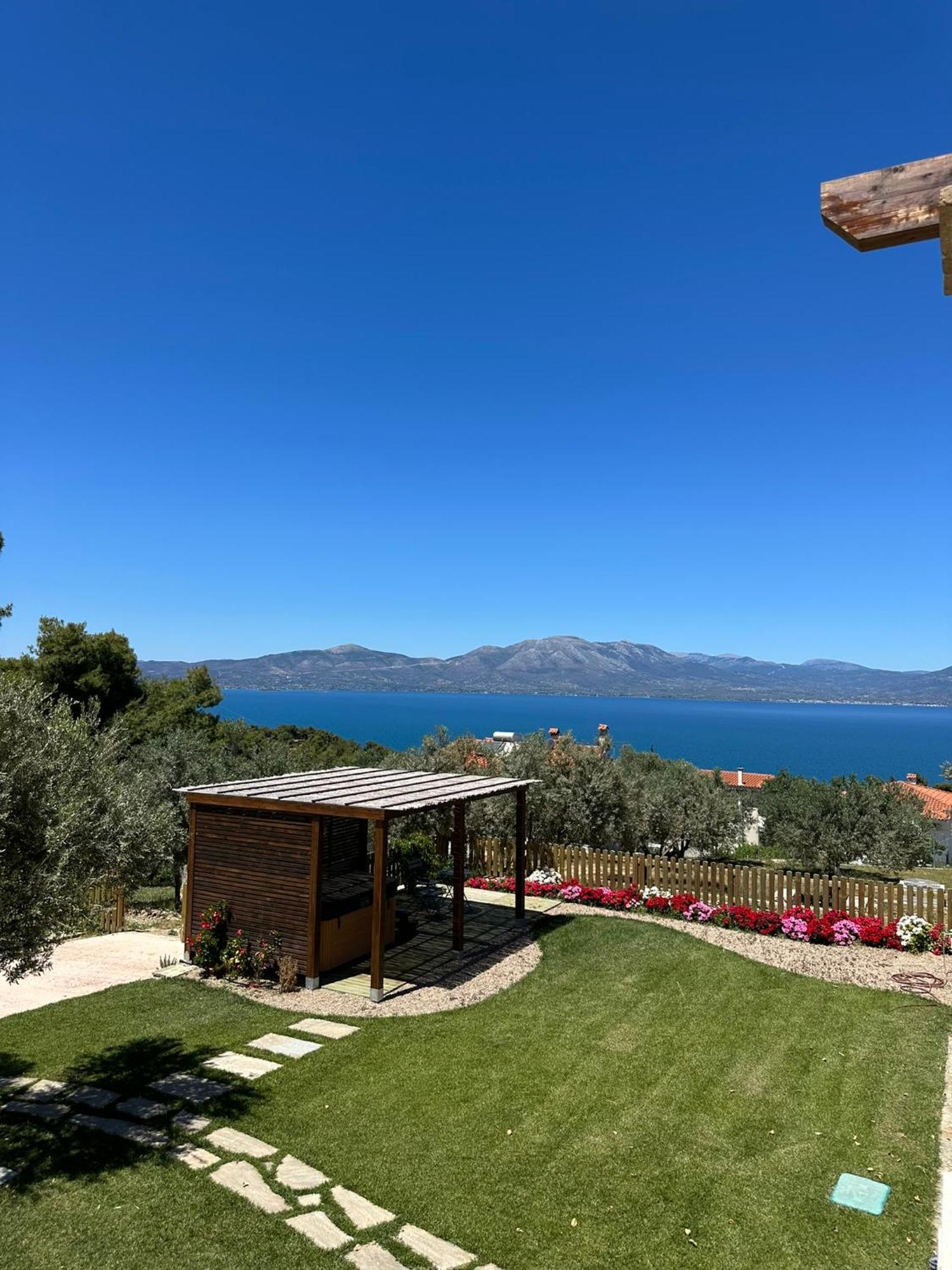 Villa Kalamos / Sea View And Pool Nearby Athens Εξωτερικό φωτογραφία